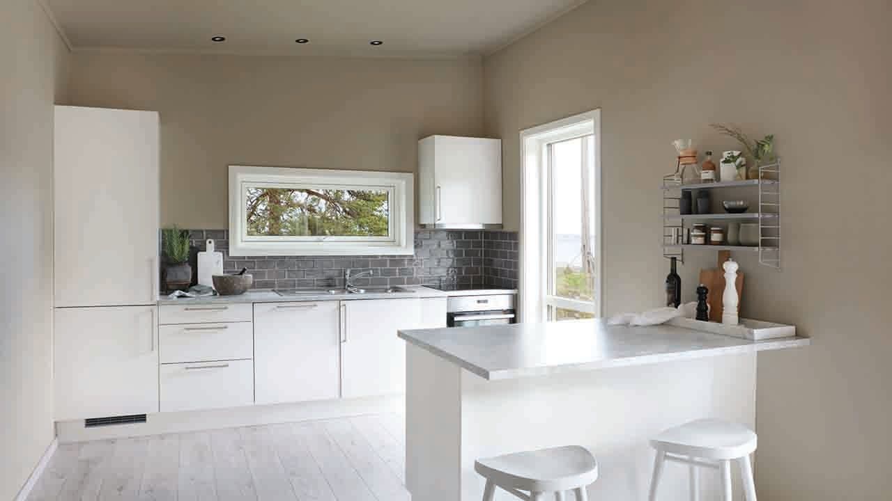 Slette huntonit proff vegg treplater i kjøkken.