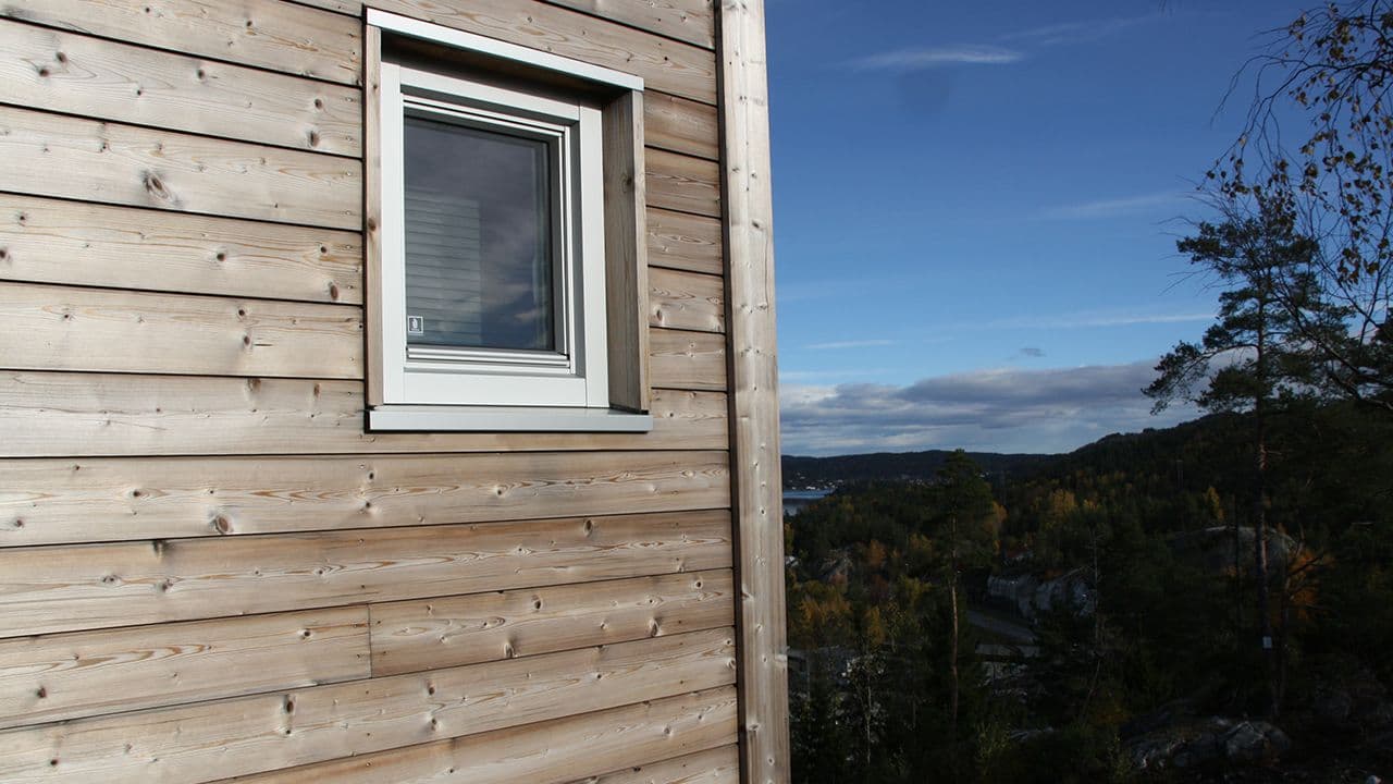 Liggende kledning i termogran.