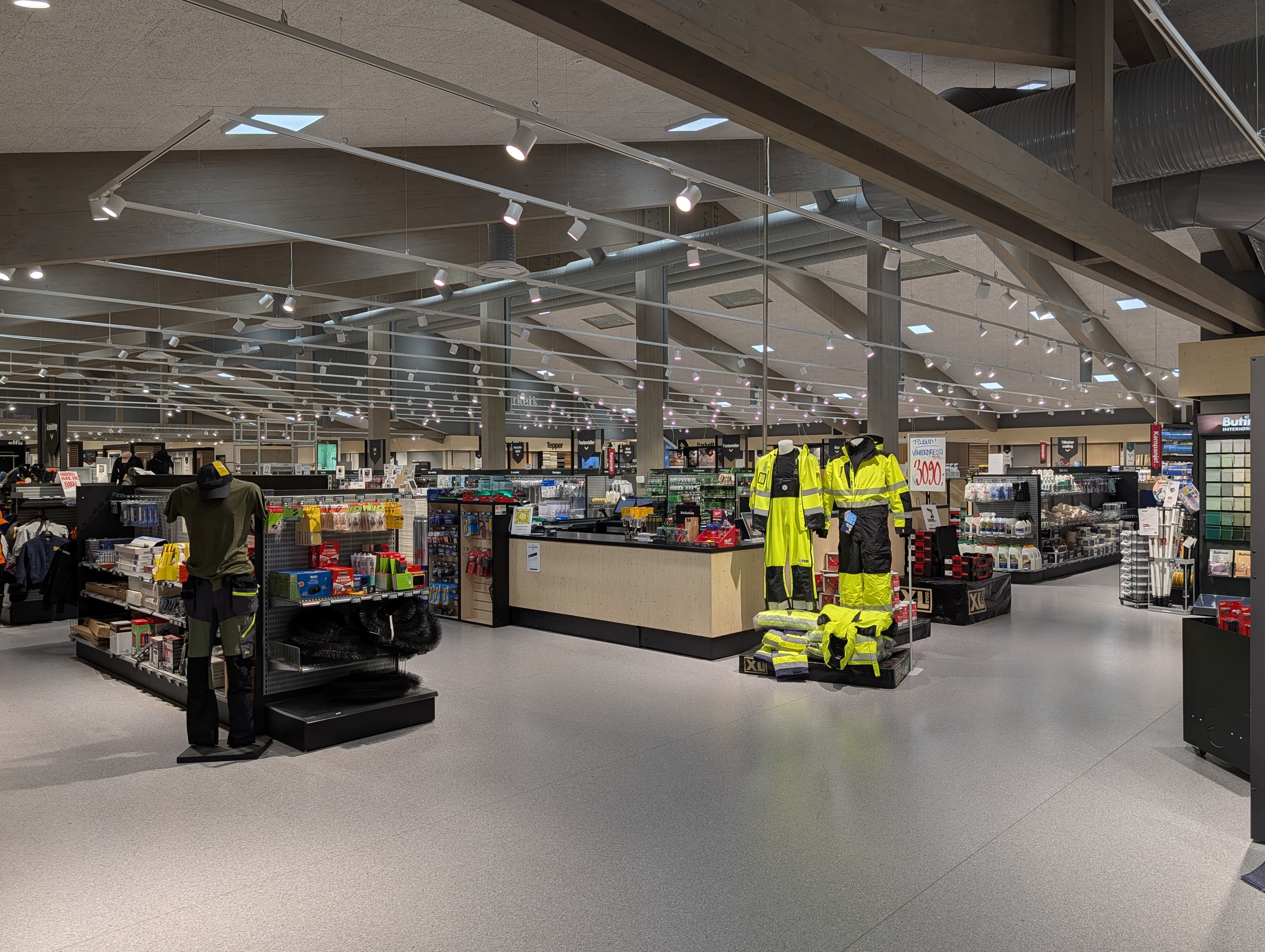 XL-BYGG TVERBERG & SØNNER